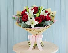 Букет цветов из:  Лилии и Розы #REPLACE_PRED# городе Сатка