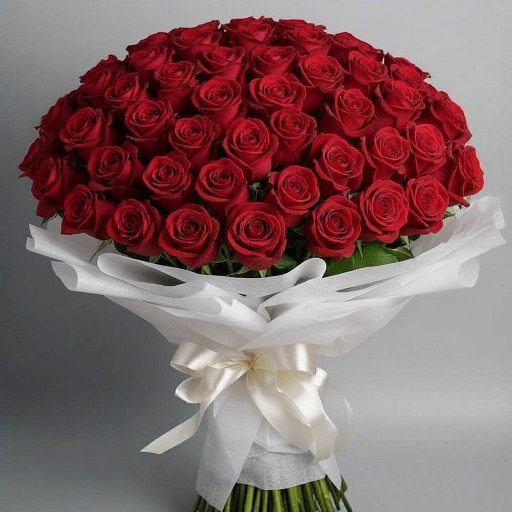 Букет 101 Красная роза Блэк Мэджик в городе Сатка