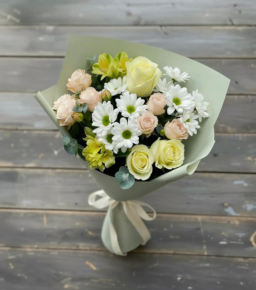 Букет цветов из: Альстромерии, Розы и Хризантемы в городе Сатка