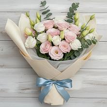 Букет цветов из:  Лизиантусы в городе Сатка