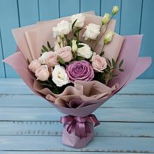 Букет цветов из:  Розы и Лизиантусы в городе Сатка