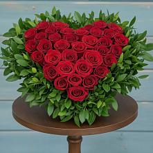 Цветочная композиция из Розы в виде сердца в городе Сатка