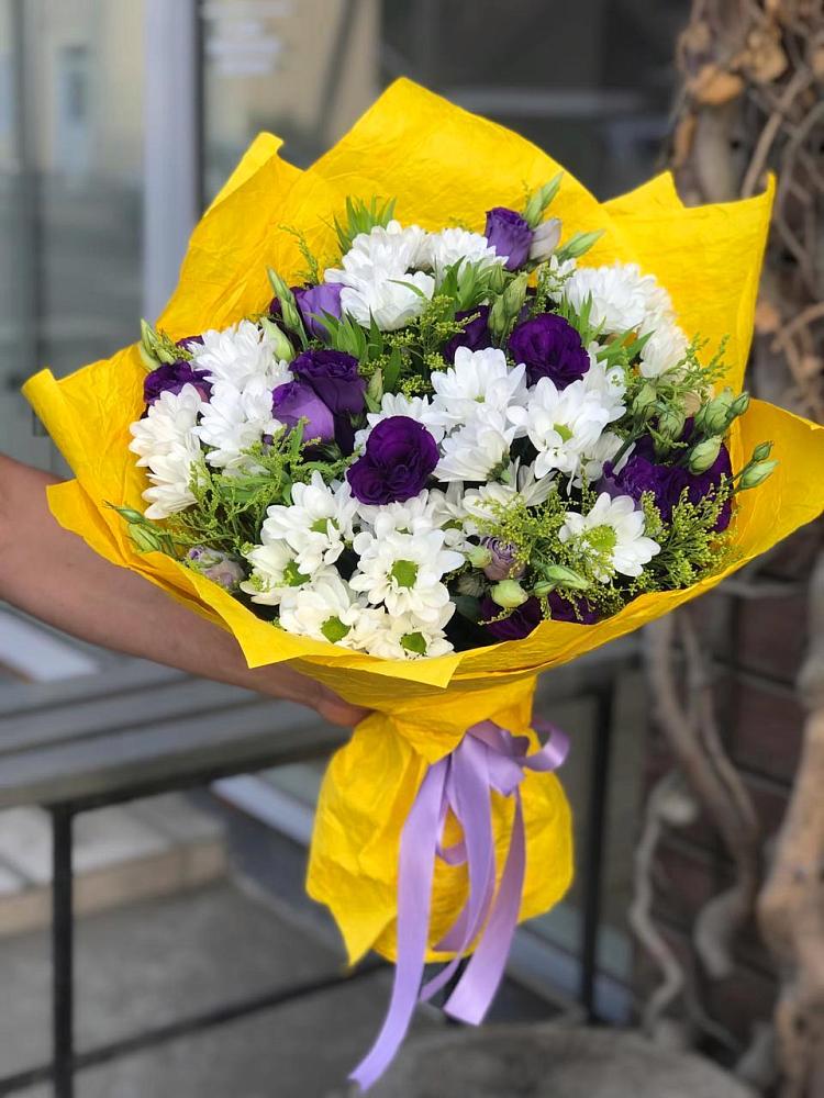 Букет цветов из: Ирисы, Хризантемы и Ромашки в городе Сатка