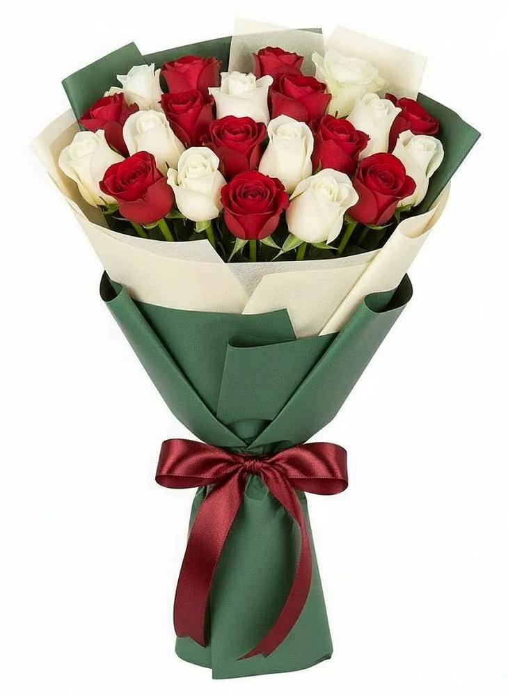 Букет Микс из красных и белых роз в городе Сатка