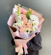 Букет цветов из:  Хризантемы и Розы в городе Сатка