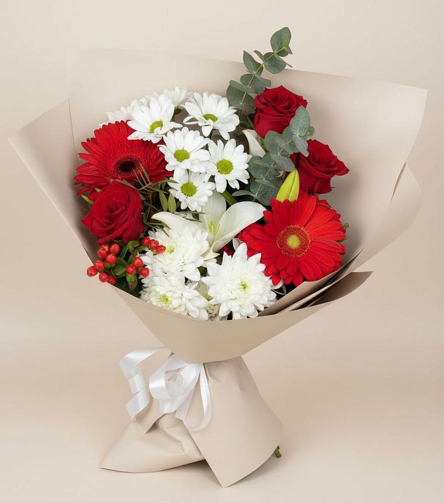 Букет цветов из: Розы, Хризантемы, Герберы и Лилии в городе Сатка