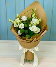 Букет цветов из:  Хризантемы и Лизиантусы #REPLACE_PRED# городе Сатка