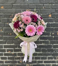 Букет цветов из:  Герберы и Хризантемы в городе Сатка